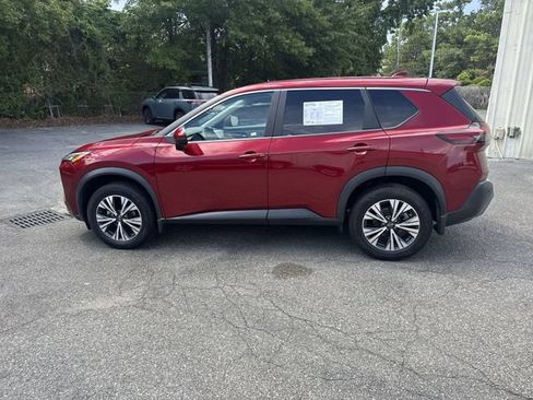 Used 2023 Nissan Rogue SV FWD image 8