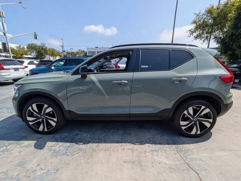 Used 2025 Volvo XC40 B5 Ultra w/ Climate Package AWD/4WD image 6