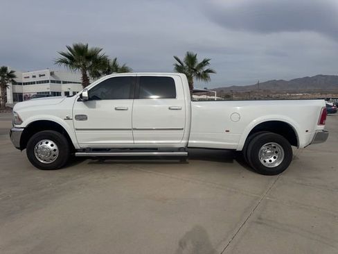 Used 2018 RAM 3500 Laramie Longhorn w/ Longhorn Southfork Package image 2