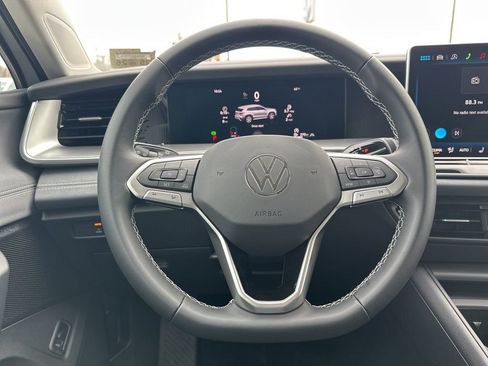 New 2026 Volkswagen Tiguan SE image 14