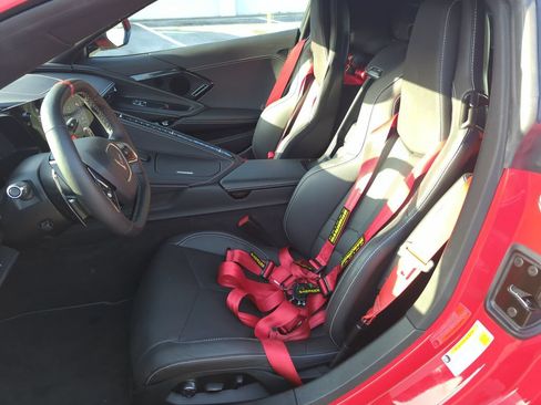 Used 2024 Chevrolet Corvette Stingray Preferred Cpe w/ Z51 Performance Package RWD image 10