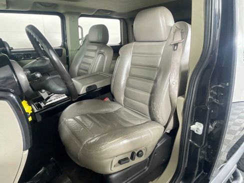 Used 2003 HUMMER H2 w/ Preferred Equipment Group AWD/4WD image 21