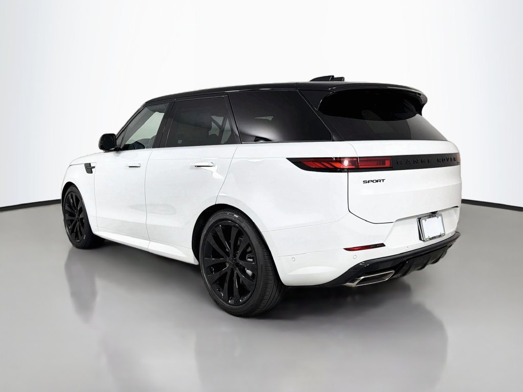 New 2027 Land Rover Range Rover Sport Dynamic SE AWD/4WD image 7