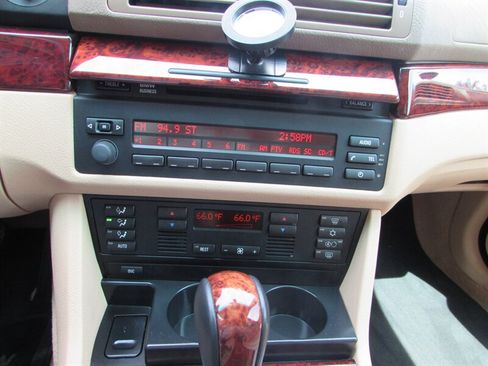 Used 2000 BMW 528i Sedan RWD image 18