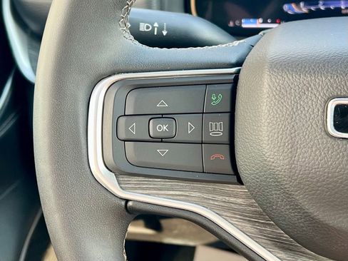 Used 2024 Jeep Wagoneer Series II image 18