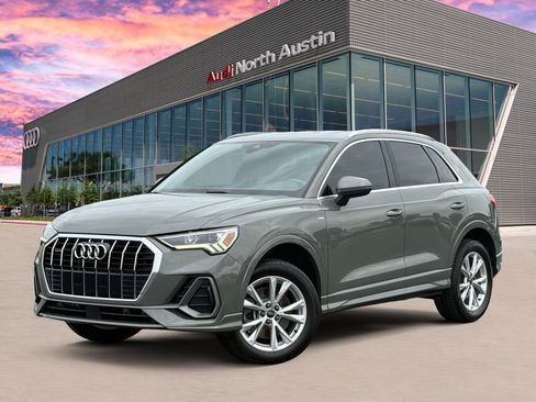 Used 2022 Audi Q3 2.0T Premium Plus w/ Premium Plus Package AWD/4WD image 1