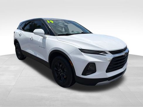 Used 2019 Chevrolet Blazer LT FWD image 1