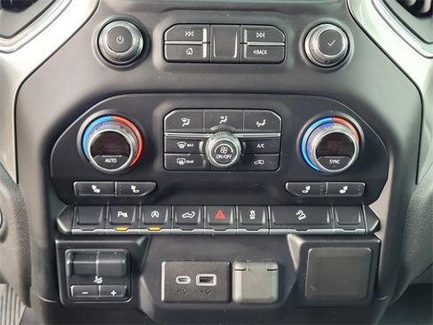 Used 2020 Chevrolet Silverado 1500 LT Trail Boss w/ Convenience Package image 21