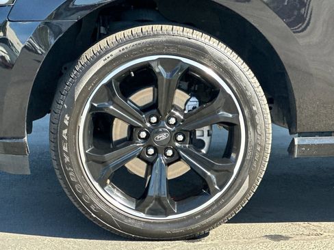 Used 2022 Ford Expedition Max Limited image 26