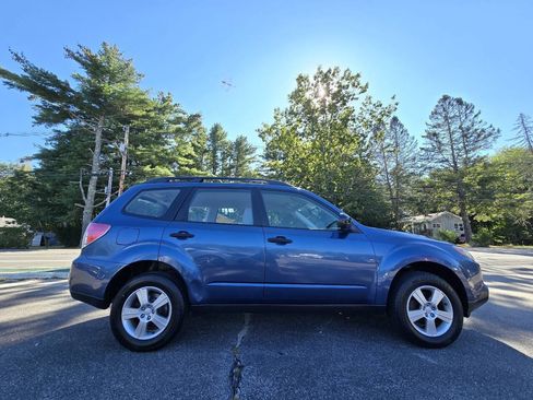 Used 2013 Subaru Forester 2.5X w/ Alloy Wheel Pkg AWD/4WD image 8