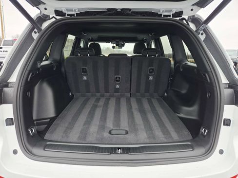 New 2026 Jeep Grand Cherokee Laredo X image 14