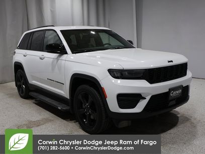 Used 2023 Jeep Grand Cherokee Altitude