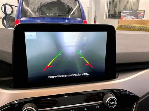 Used 2022 Ford Escape SE w/ Convenience Package image 19