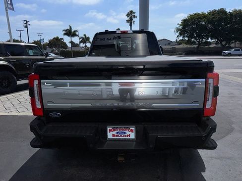 Used 2025 Ford F350 Platinum w/ Platinum Plus Package AWD/4WD image 9