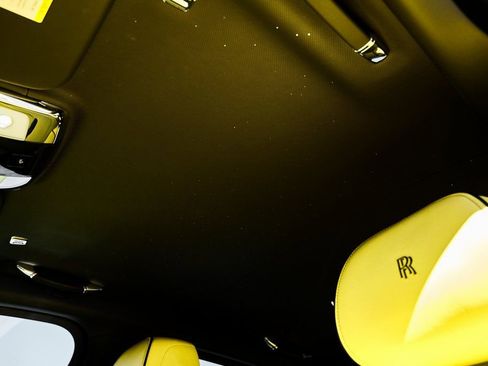 Used 2022 Rolls-Royce Cullinan Black Badge w/ Dark Exterior Package AWD/4WD image 56