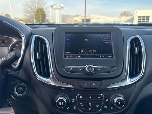 Used 2024 Chevrolet Equinox LT image 18
