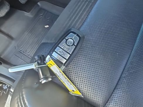 Used 2023 Ford F150 Raptor AWD/4WD image 36