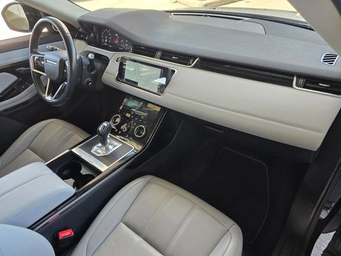 Used 2021 Land Rover Range Rover Evoque SE AWD/4WD image 25