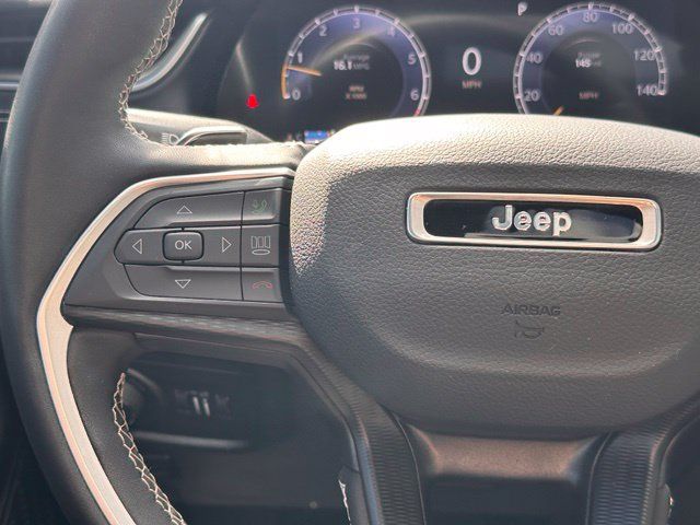 Used 2023 Jeep Grand Cherokee L Altitude AWD/4WD image 23