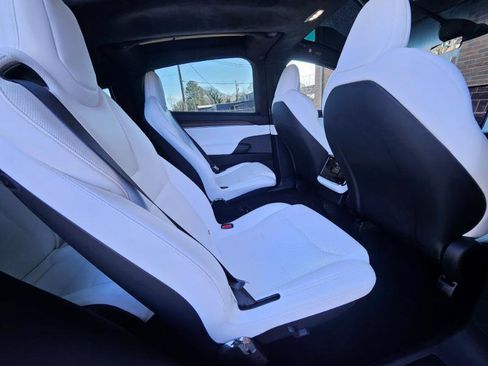 Used 2023 Tesla Model X image 68