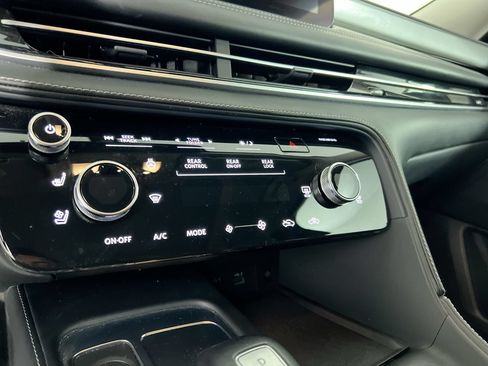 Used 2023 INFINITI QX60 Luxe w/ Cargo Package AWD/4WD image 19