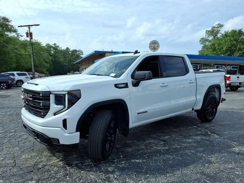 Used 2024 GMC Sierra 1500 Elevation AWD/4WD image 13
