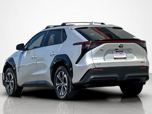 Certified 2024 Toyota bZ4X AWD image 3