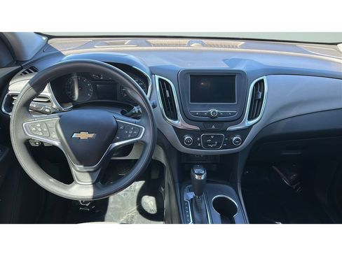 Used 2020 Chevrolet Equinox LS w/ LS Convenience Package AWD/4WD image 9