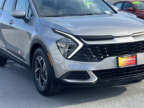Certified 2025 Kia Sportage LX image 11