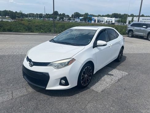 Used 2015 Toyota Corolla S Premium FWD image 4