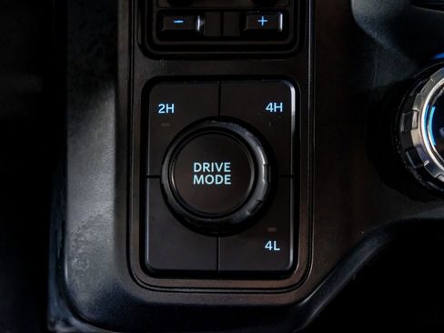 Used 2024 Ford F250 Lariat image 25