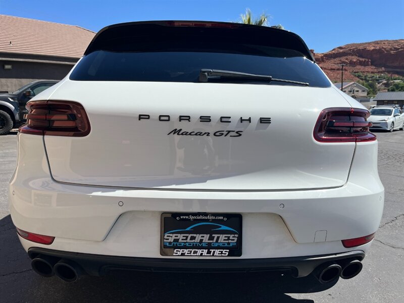 Used 2017 Porsche Macan GTS AWD/4WD image 26