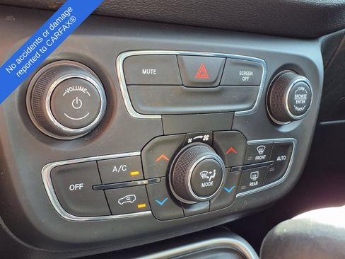 Used 2018 Jeep Compass Latitude w/ Popular Equipment Group AWD/4WD image 26