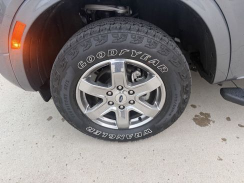 Used 2024 Ford Ranger XLT w/ FX4 Off-Road Package AWD/4WD image 24