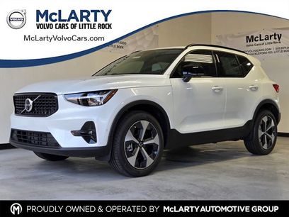 New 2026 Volvo XC40 B5 Plus w/ Protection Package Premier