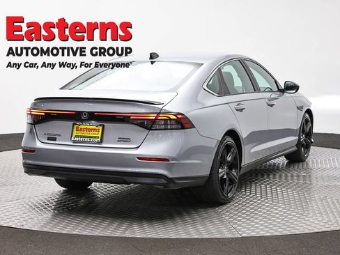 Used 2023 Honda Accord Sport image 5