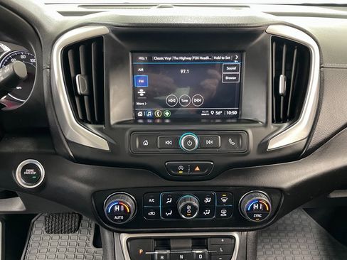 Certified 2022 GMC Terrain SLE w/ Driver Convenience Package image 30