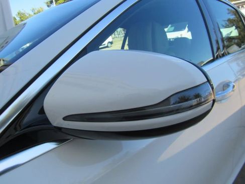 Used 2017 Mercedes-Benz E 300 image 15