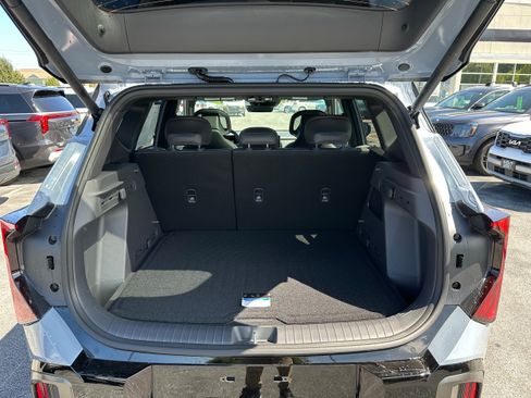 New 2027 Kia Seltos X-Line S w/ X-Line S Premium Package AWD/4WD image 10