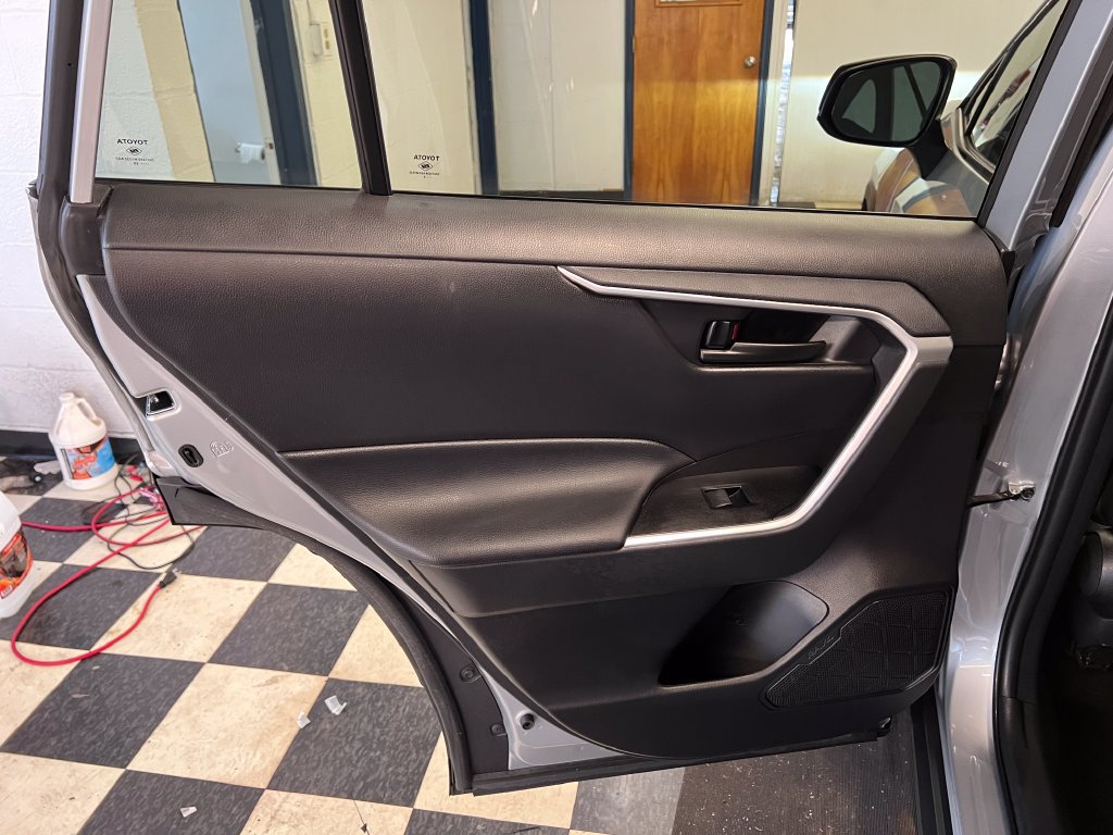 Used 2025 Toyota RAV4 LE AWD/4WD image 34
