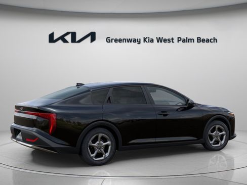 New 2026 Kia K4 FWD image 8