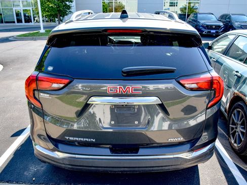 Used 2020 GMC Terrain SLT AWD/4WD image 5