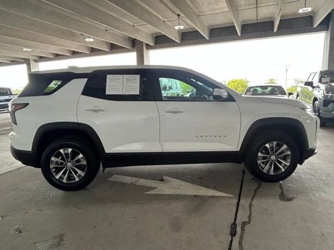 Used 2025 Chevrolet Equinox LT FWD image 6