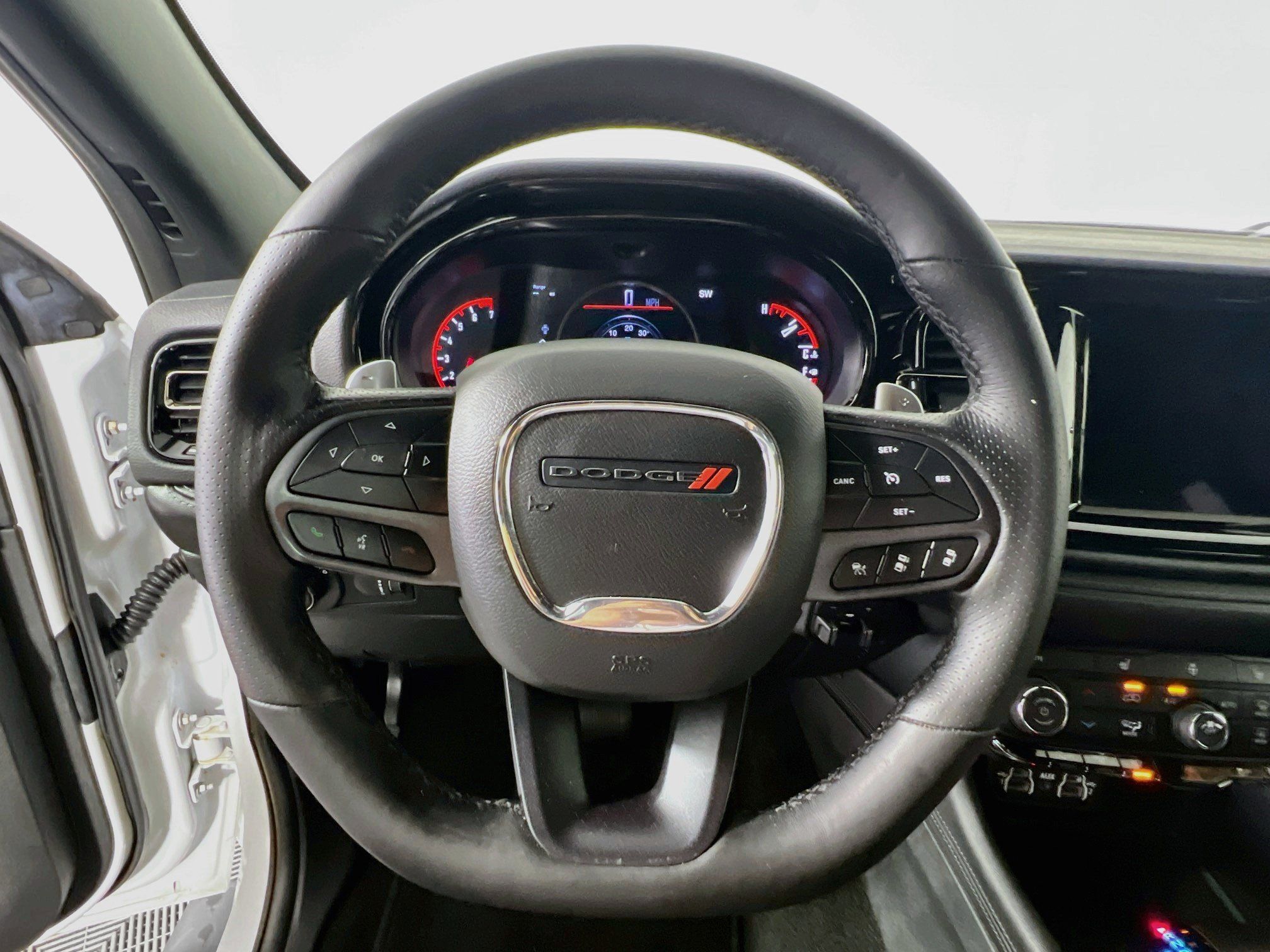 Used 2022 Dodge Durango GT RWD image 17