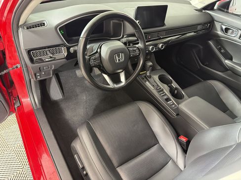 Certified 2022 Honda Civic Touring image 4