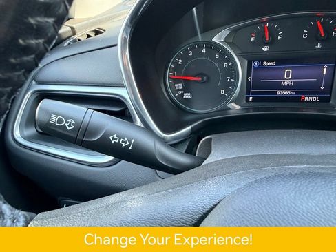 Used 2019 Chevrolet Equinox LT FWD image 23