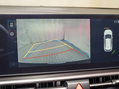 New 2026 Kia Sportage EX w/ EX Panoramic Sunroof Package image 15