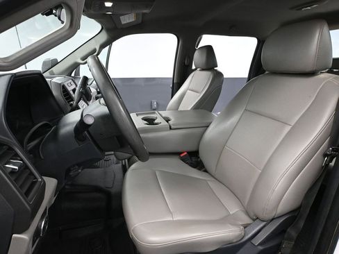 Used 2022 Ford F250 XL w/ Power Equipment Group image 26