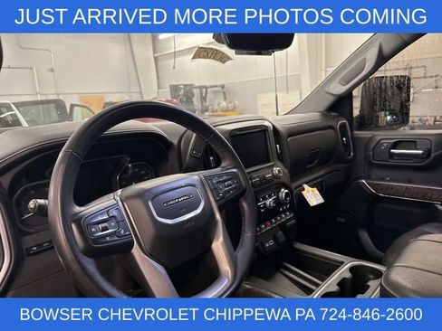 Used 2023 GMC Sierra 2500 Denali w/ Denali Ultimate Package image 3