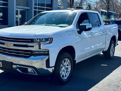 Used 2021 Chevrolet Silverado 1500 LTZ w/ LTZ Convenience Package II AWD/4WD image 2